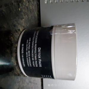 Complexion detox pads